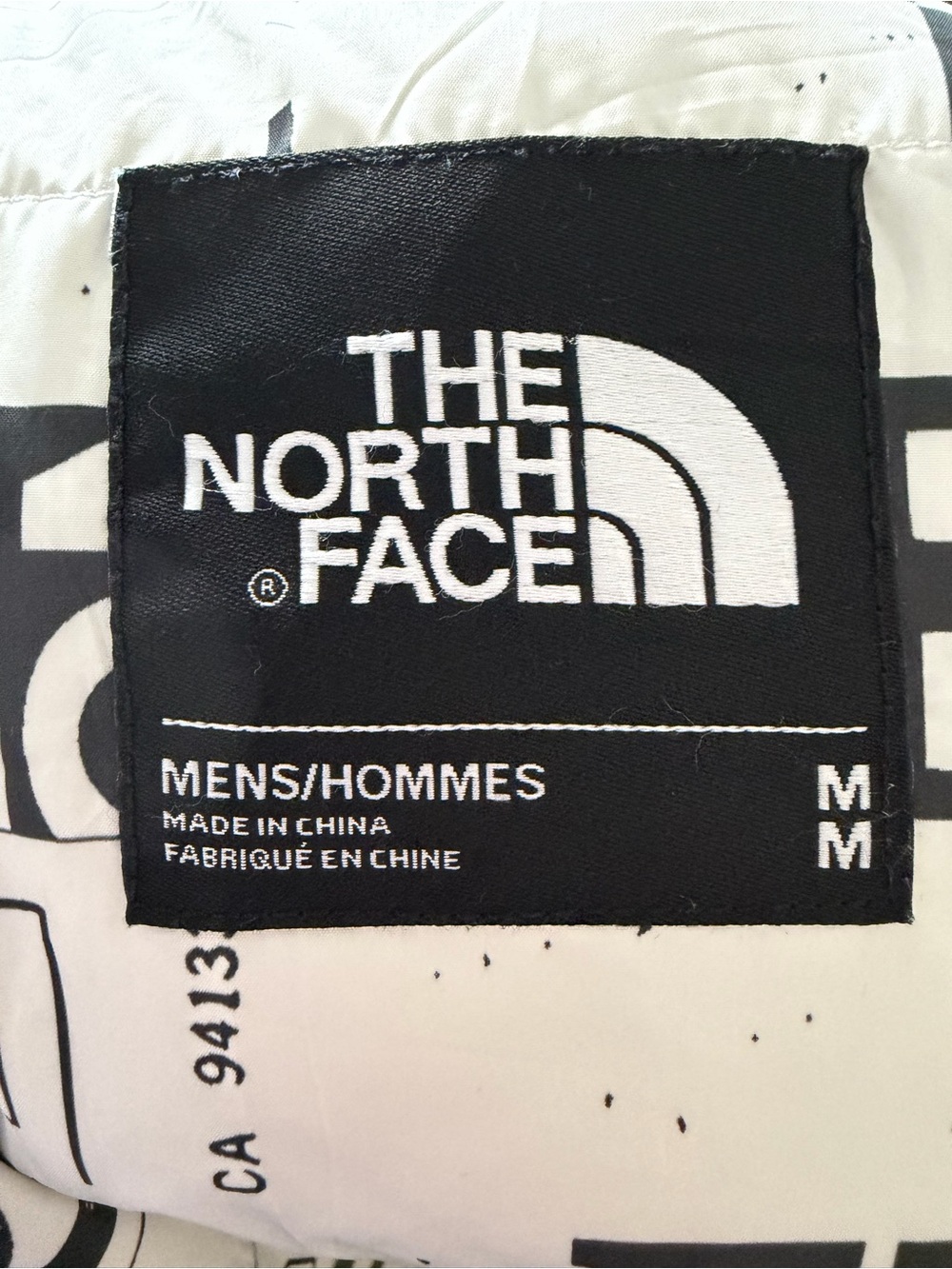 The North Face Men’s Black Quilted Bomber Jacket - Picture 5 of 8
